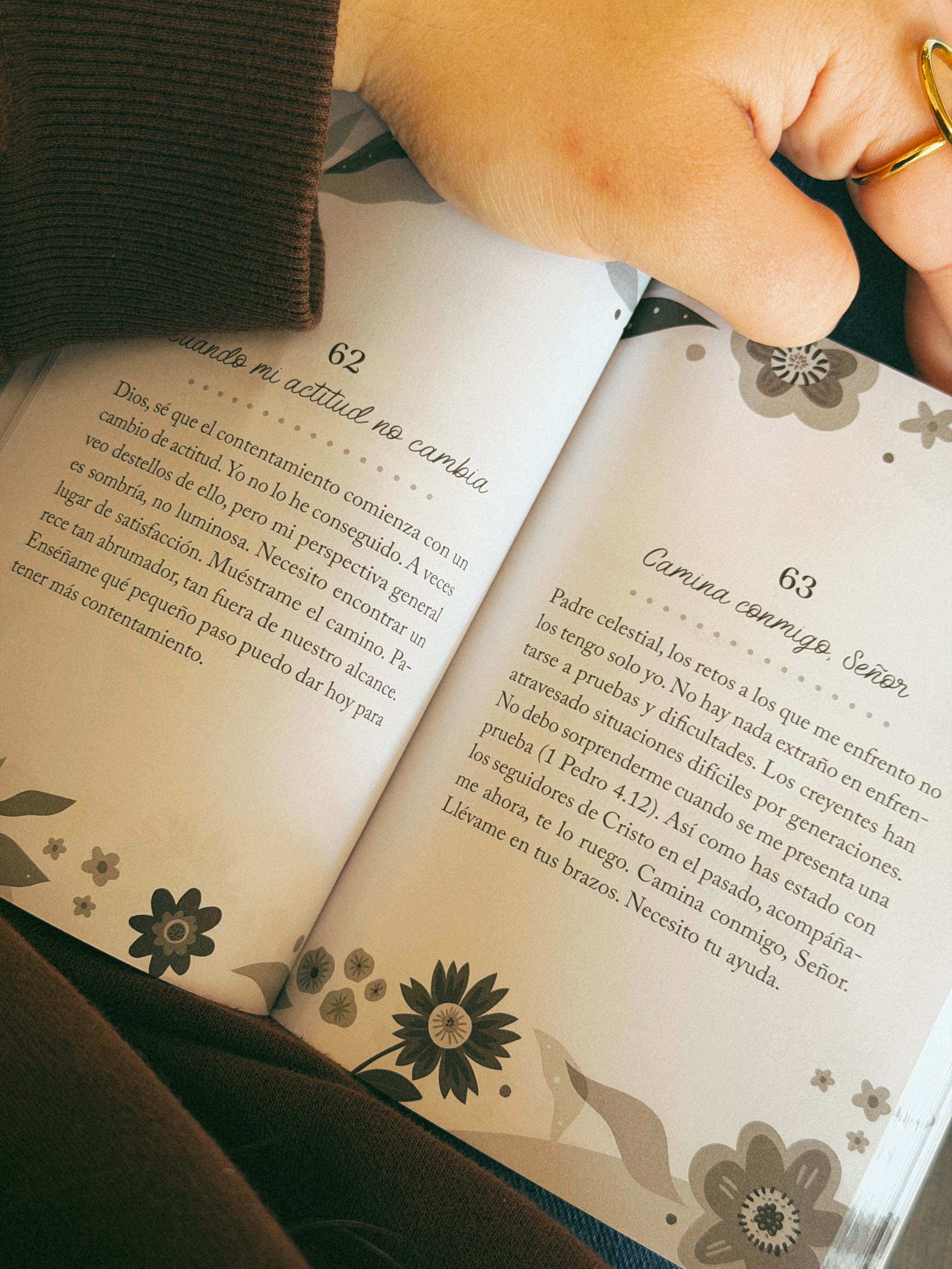 199 Oraciones de Aliento para Tiempos Difíciles - Cuando No Sabes Qué Orar
