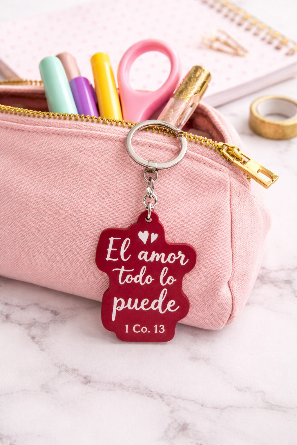 Llavero caucho. El amor todo lo puede