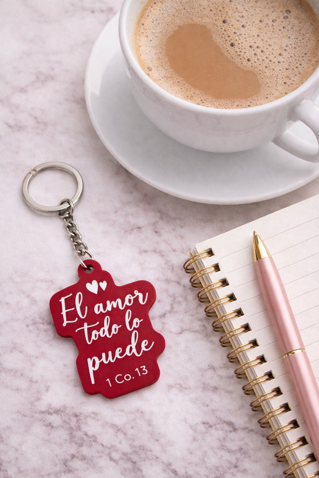 Llavero caucho. El amor todo lo puede