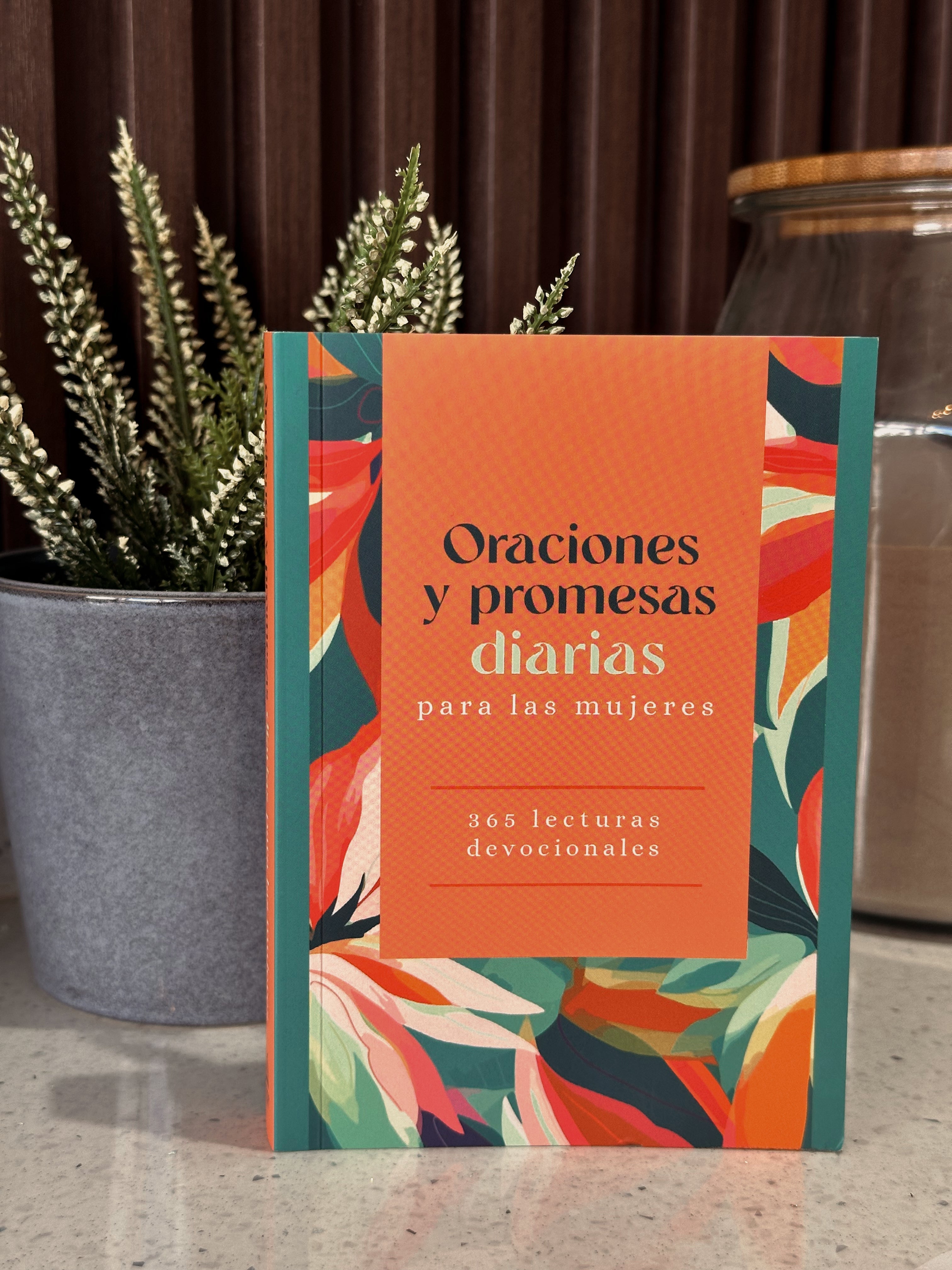 Oraciones y Promesas Diarias para las Mujeres | Barbour Staff