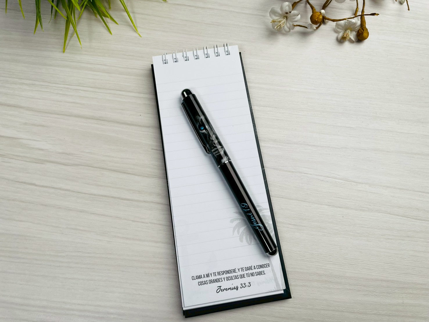 Set de Libreta y Bolígrafo | Esfuérzate y Sé Valiente