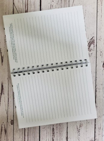 Pack libreta y bolígrafo. El Señor está en medio de ti