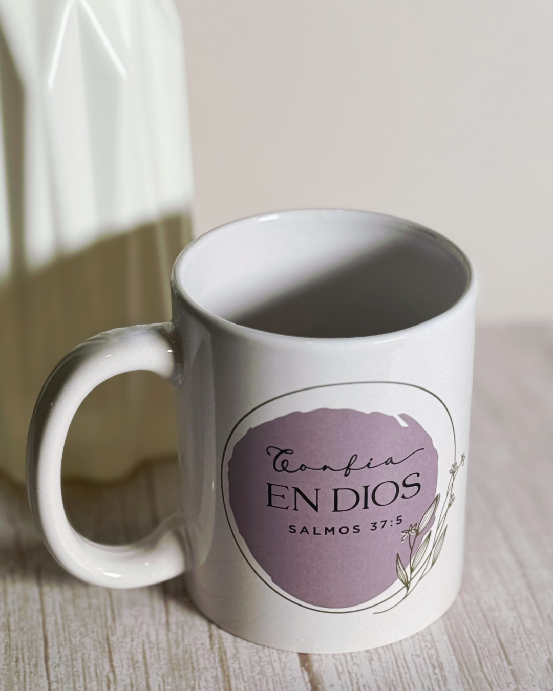 Confía en Dios | Taza Minimalista