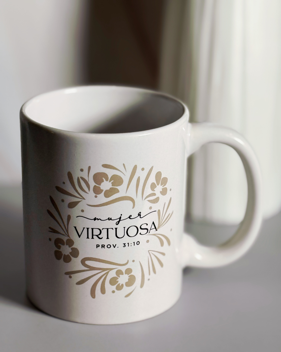 Mujer Virtuosa | Taza Minimalista