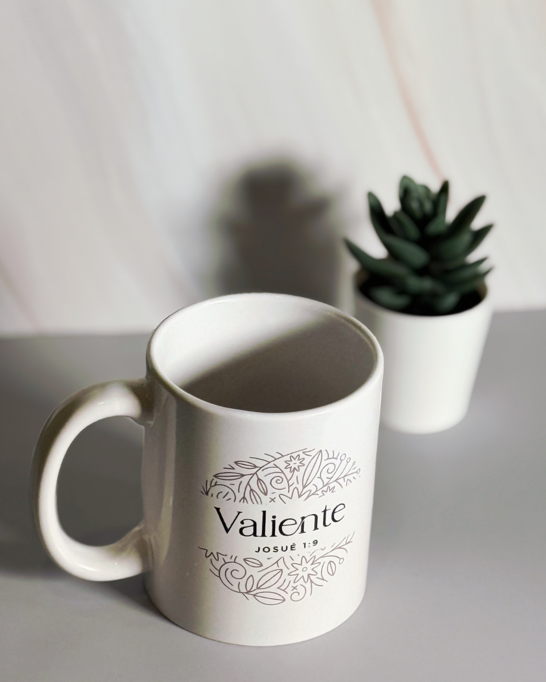 Valiente | Taza Minimalista