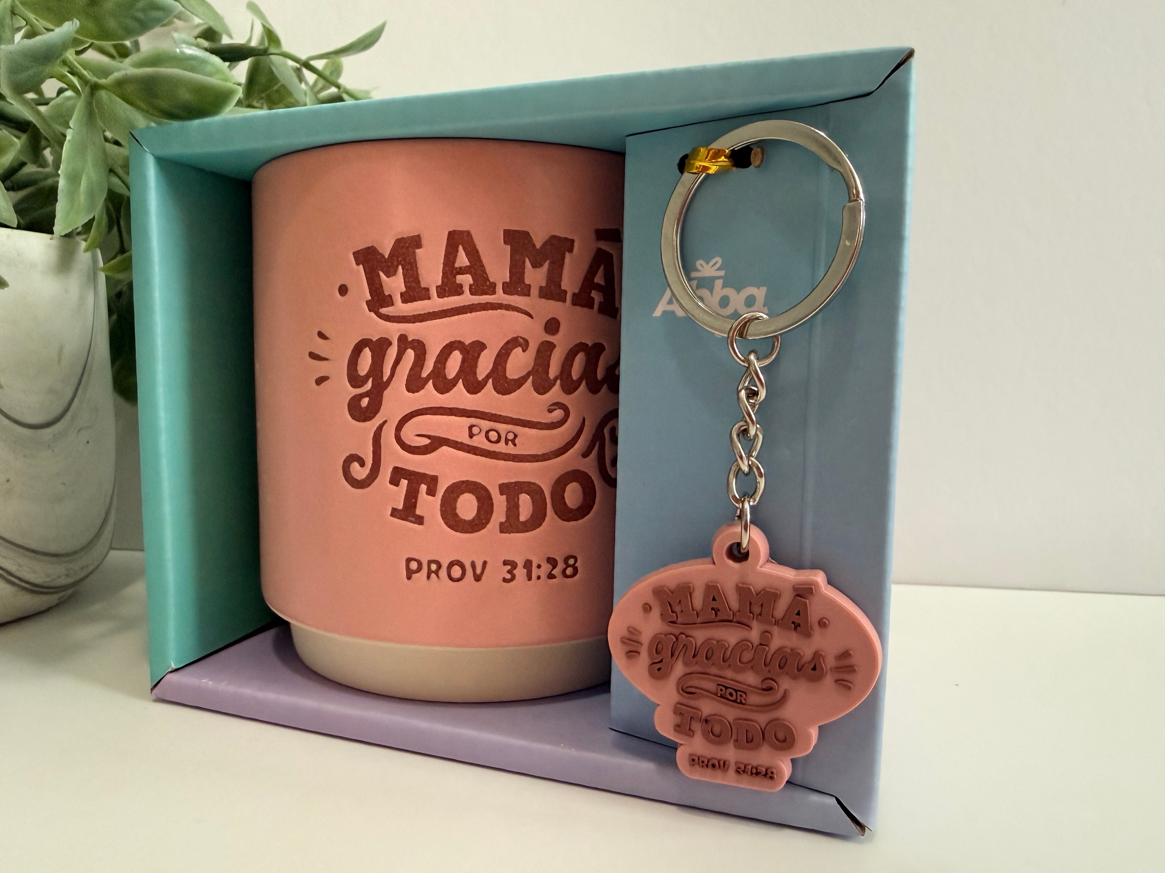 Pack Taza 14 Oz + llavero de caucho. Mamá Gracias